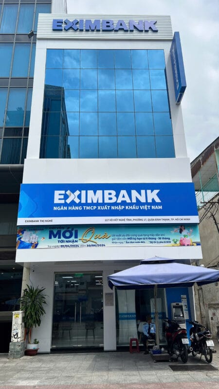 thi công bảng hiệu chữ nổi ngân hàng eximbank (1)