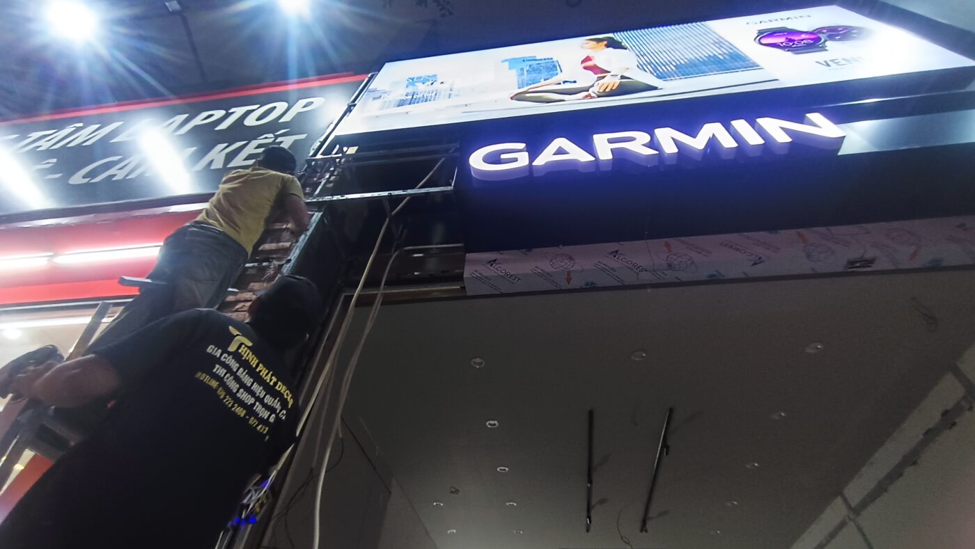 bảng hiệu chuỗi đồng hồ Garmin (20)