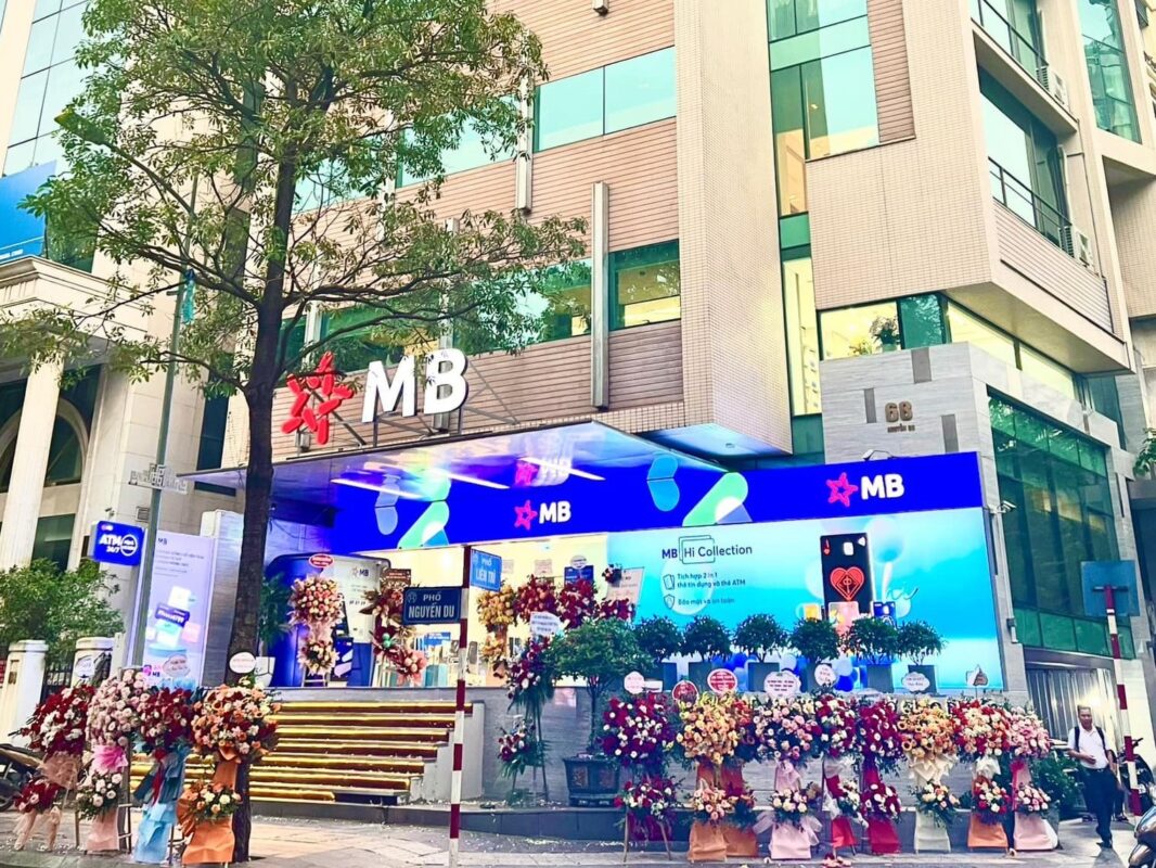 chi phi thi cong bang hieu mb bank 6