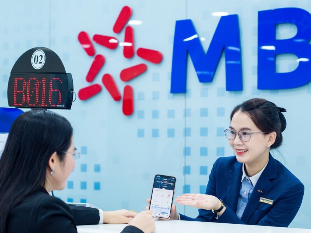 chi phi thi cong bang hieu mb bank 9