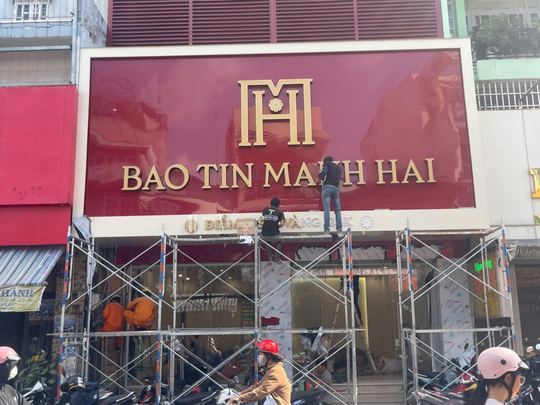 thi cong chuoi cua hang bao tin manh hai (76)