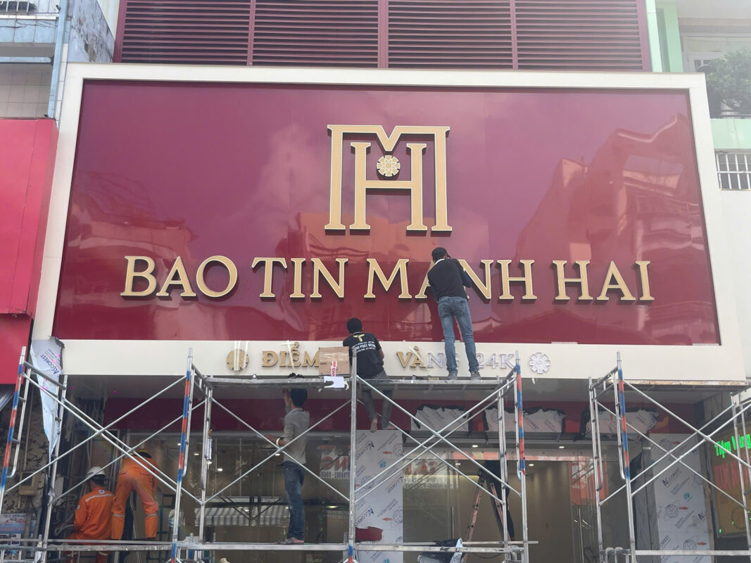 thi cong chuoi cua hang bao tin manh hai (77)
